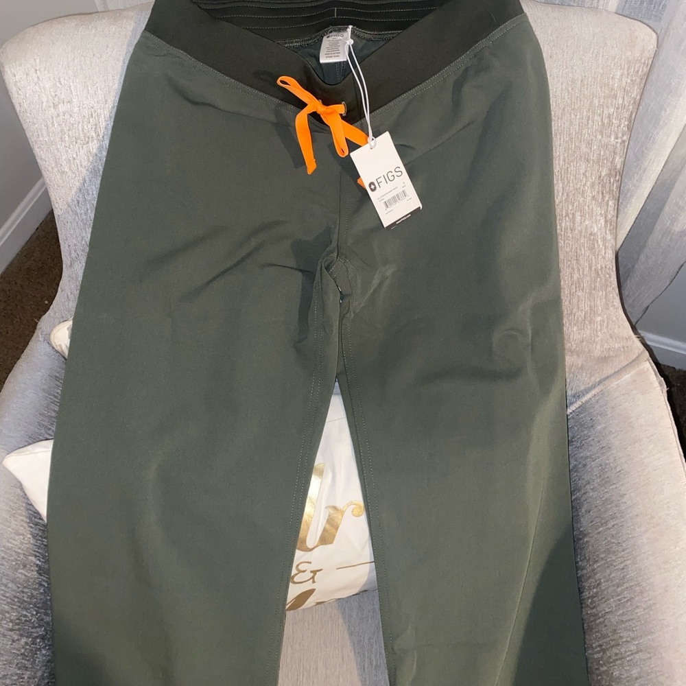 FIGS BOTTOM SMALL  LIVINGSTON BOTTOM